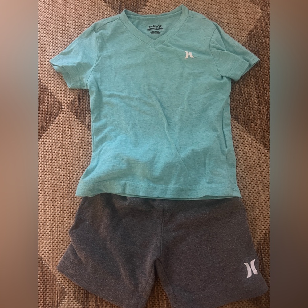 Hurley outfit 3t